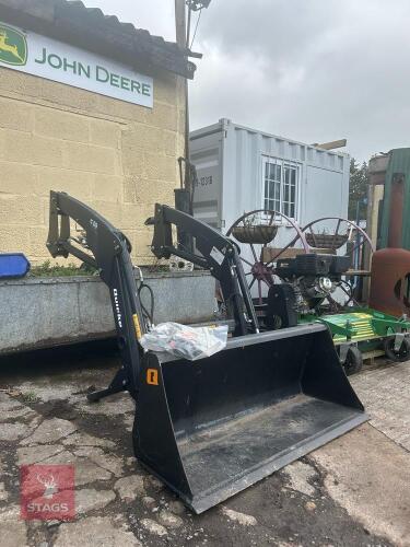2025 QUICKE CO9 LOADER & BUCKET