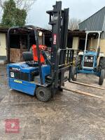 CAT COUNTER BALANCE ELECTRIC FORKLIFT - 4