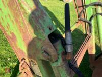 1983 JOHN DEERE 1040 2WD TRACTOR - 7