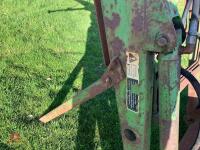 1983 JOHN DEERE 1040 2WD TRACTOR - 8