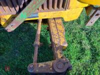 1983 JOHN DEERE 1040 2WD TRACTOR - 76