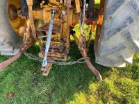 1983 JOHN DEERE 1040 2WD TRACTOR - 77