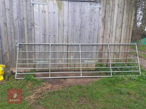 13' 7 BAR METAL GATE