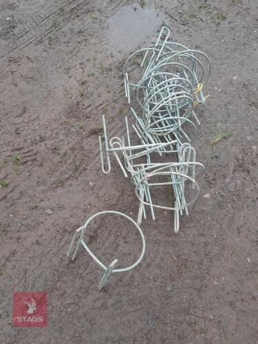 20 X CALF BUCKET HOLDERS