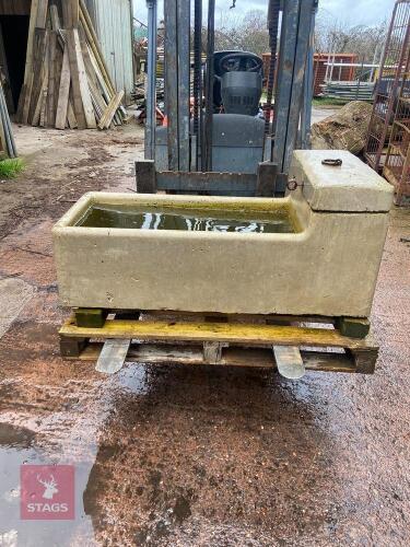 1.2M LONG CONCRETE DRINKING TROUGH
