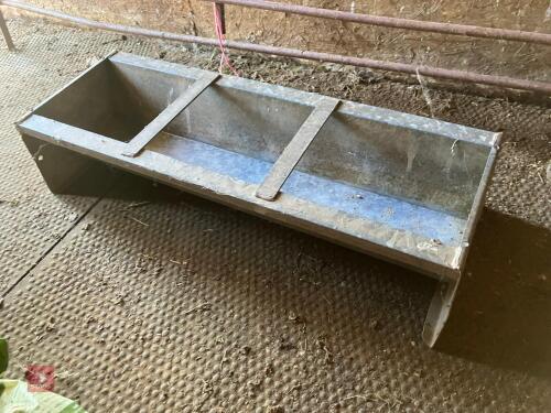 3' GALVANISED GROUND FEED TROUGH