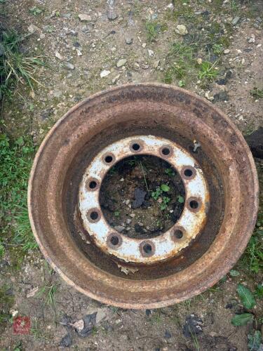 SUPER SINGLE 10 STUD RIM AND TYRE