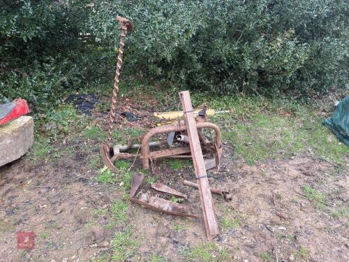 MASSEY FERGUSON FINGER BAR MOWER