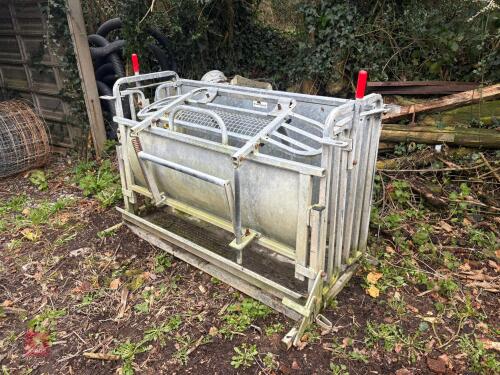 WM IRONWORKS SHEEP TURNOVER CRATE