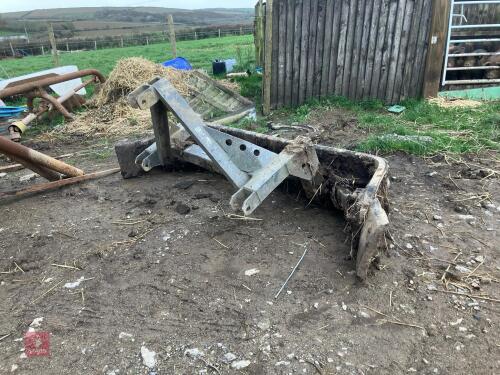RITCHIE GALVANISED YARD SCRAPER