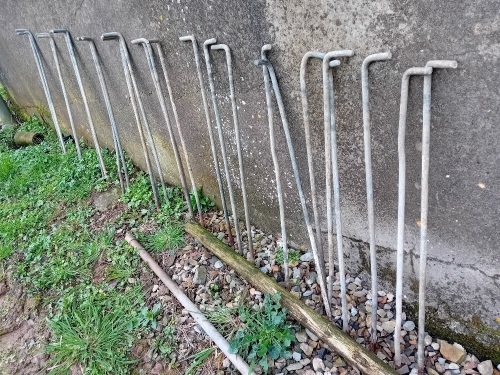 5 GALVANISED DROP DOWN PINS