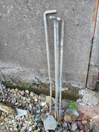 4 GALVANISED DROP DOWN PINS