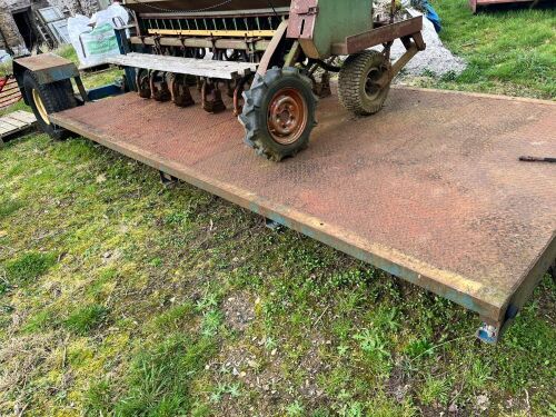 HYDRAULIC DROP DOWN LOW LOAD TRAILER