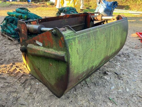 1.7M SHEAR GRAB/BUCKET