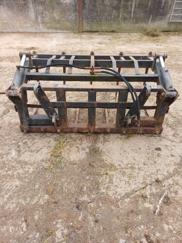 5' QUICKE DUNG GRAB (S/R)
