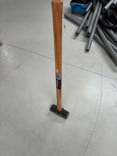 10LB SLEDGEHAMMER