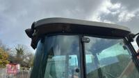2010 MASSEY FERGUSON 3635 4WD TRACTOR - 35