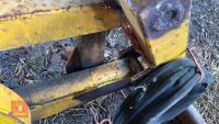 GRAYS BALE HANDLER - 10