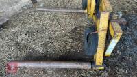 GRAYS BALE HANDLER - 12