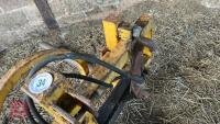 GRAYS BALE HANDLER - 15