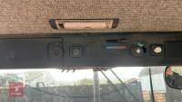 1992 MASSEY FERGUSON 3065 4WD TRACTOR - 61
