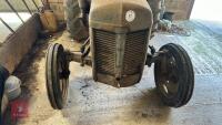 1955 FERGUSON TEF DIESEL T20 2WD TRACTOR - 52