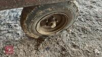 14' 10'' TURNTABLE BALE/FLAT TRAILER - 8