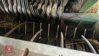 2000 KRONE ROUND PACK 1250 BALER - 24