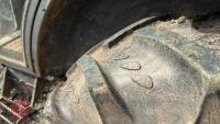 1993 MASSEY FERGUSON 362 2WD TRACTOR - 32