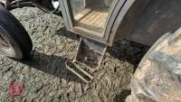 1993 MASSEY FERGUSON 362 2WD TRACTOR - 33
