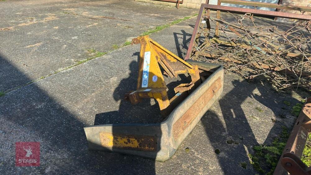 GRAYS YARD SCRAPER
