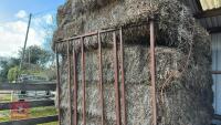28 BALES OF STRAW AND TRAILER - 21