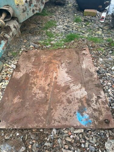 SINGLE ROAD PLATE