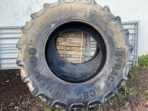 2 R38 TYRES
