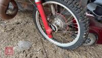 1989 KAWASAKI KMX 200 DIRT BIKE - 4