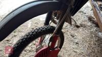 1989 KAWASAKI KMX 200 DIRT BIKE - 9