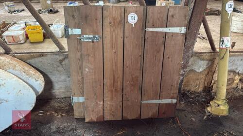2 STABLE DOORS