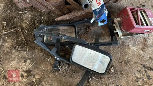 TOOLBOX & CONTENTS