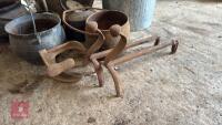 BIN, KETTLE & COULDRONS - 5