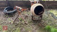 BELLE ELECTRIC CEMENT MIXER