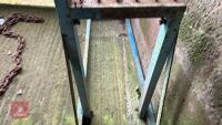 METAL SAW HORSE - 10