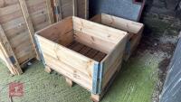4 MIXED WOODEN STORAGE CRATES - 7
