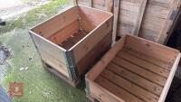 4 MIXED WOODEN STORAGE CRATES - 9