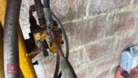 HYDRAULIC LOG SPLITTER - 12