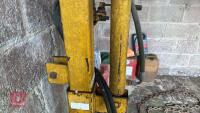 HYDRAULIC LOG SPLITTER - 16