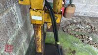 HYDRAULIC LOG SPLITTER - 17