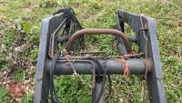 QUICKE 2300E FRONT END LOADER - 10