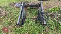 QUICKE 2300E FRONT END LOADER - 15