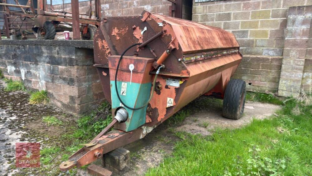1996 KVERNELAND FYM SPREADER