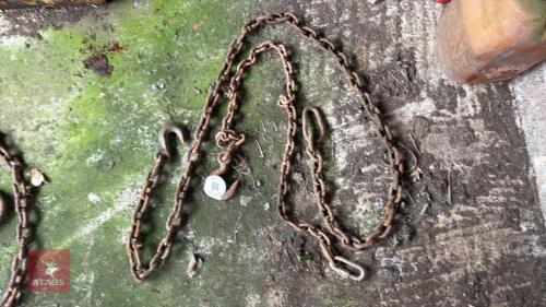 2 SMALL TOW CHAINS